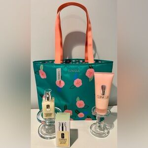 ✨CLINIQUE Moisture Surge + Dramatically Different Lotion Set w/ Beauty Tote✨